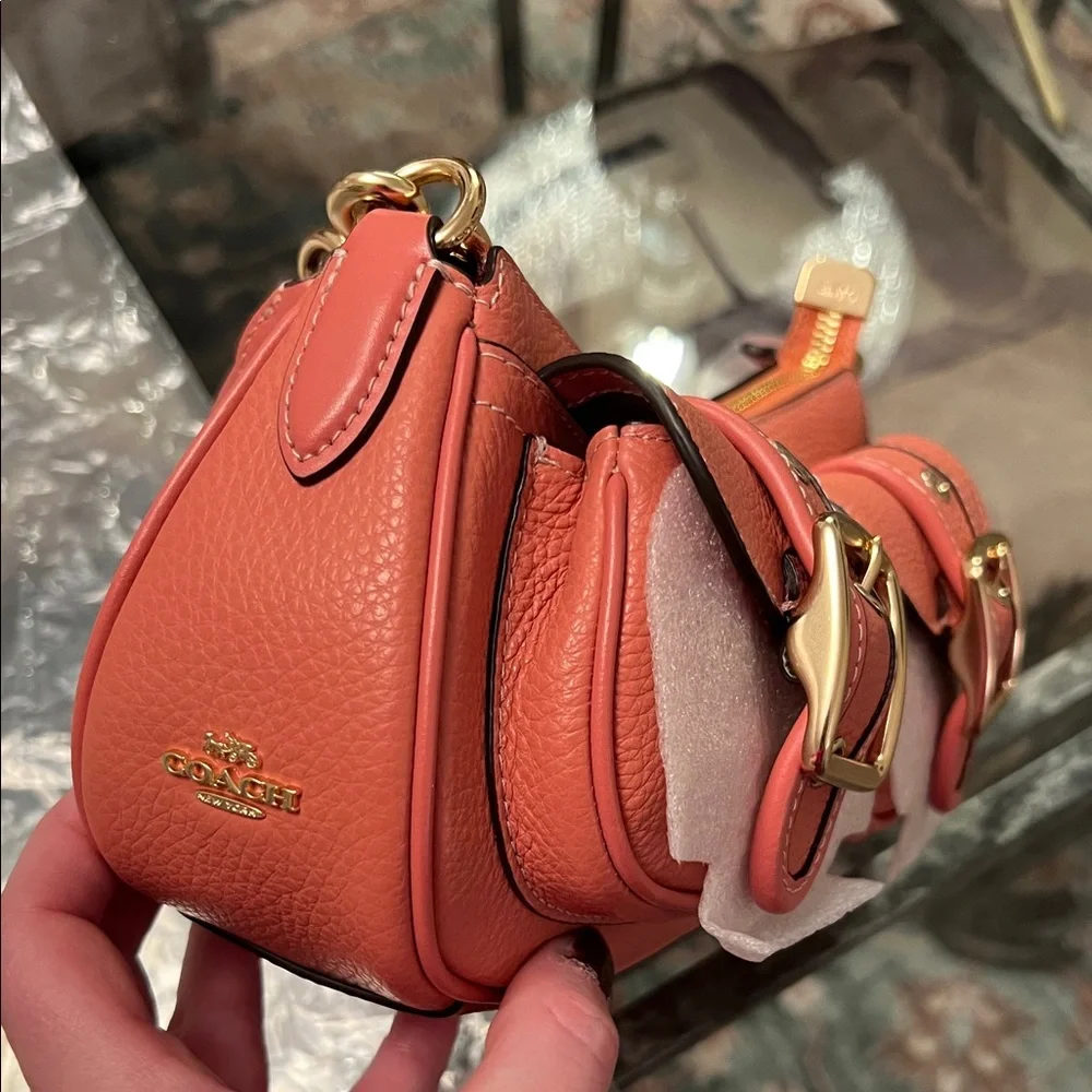 Coach Ashton Burnt Coral Shoulder Bag NWT - Picture 4 of 8